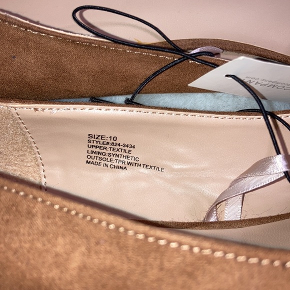 NY&C Almond Toe Flats - Size 10 - Picture 4 of 10